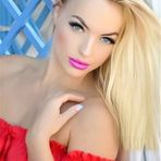 Alisha Rowe - Facebook