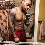 Elisha White - @ethatsme__ - Instagram