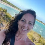 Melissa Ryan- Comeau - @melissa_ryann - Instagram