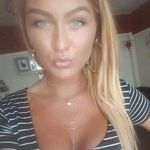Elissa Taylor - @nkeosoluumeh - Instagram