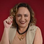 Elíz Martinelli - Marketing Digital para Serviços - @elizangelamartinelli - Instagram