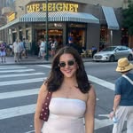 Elizabeth Armstrong - @elizaarmstrong1 - Instagram