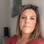 Eliza Bowen - @elizab_77 - Instagram
