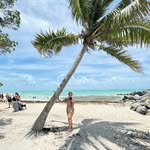 Eliza Bowles - @exploring.with.eliza - Instagram