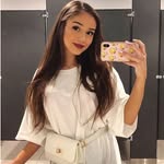 Eliza Burton - @elizaburt47 - Instagram