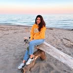 Elizabeth Devine - Facebook