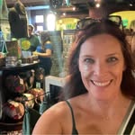 Elizabeth Devine Antonopoulos - @elizabetsydevine - Instagram