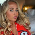 Eliza Simonelli - @elizasimonelli - Instagram