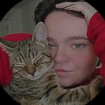 Elizabeth Small - @elizabeth.small.56863 - Instagram