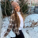 Elizabeth Stout - @lizzy6585 - Instagram