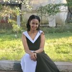 Elizabeth Abraham - @elizabethabraham756 - Instagram