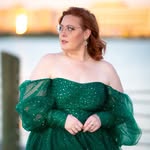 Elizabeth Babb - @elizabeth.just.trying - Instagram