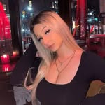 @elizabeth.blakely_ - Instagram