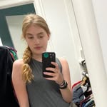 Elizabeth - @eliza.beth.block - Instagram