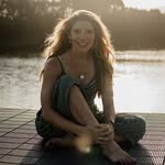 Jane Elizabeth Bourne - @janie.b24 - Instagram