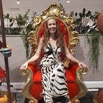 Elizabeth Bratcher Medium - @elizabeth_bratcher_medium - Instagram