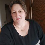 Elizabeth Bruner - @elizabweth78 - Instagram