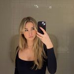 eli - @elizabeth._burton - Instagram