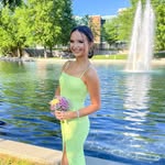 elizabeth - @elizabethcagle.3 - Instagram
