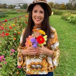 Elizabeth Cottle Carver-Cyr - @carvercyr - Instagram