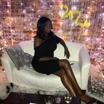 Elizabeth Crowder - @liz28209 - Instagram