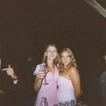 Elizabeth Daubney - @elizabeth_daubney - Instagram