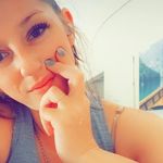 Rachel Elizabeth Dekle - @lovelyredfree - Instagram