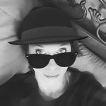 Elizabeth Easter - @eastergirl73 - Instagram