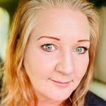 Elizabeth Ebert - @redlizzie2002 - Instagram