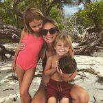 Elizabeth Eckert - @mrs_elizabelle - Instagram