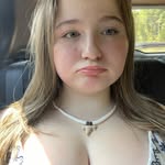 Elizabeth Embry - @izzy_embry7 - Instagram