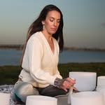 Elizabeth Everywhere Yoga - @elizabeth.everywhereyoga - Instagram