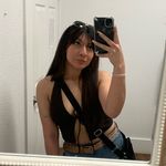 Liz - @elizabeth_flowersss - Instagram
