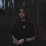 Elizabeth Geller - @lizzy._.gale.92 - Instagram