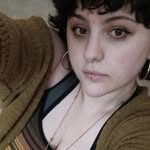 Elizabeth Giannone - @broke_betty_bich - Instagram