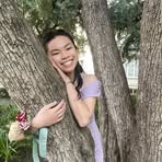 Elizabeth Hung - Facebook