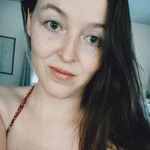 Elizabeth Keating - @elizabethmmk - Instagram