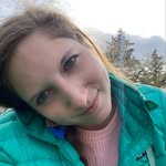 Elizabeth Kirsch - @kirschlovezcats - Instagram