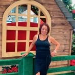 Elizabeth Lessa - Facebook