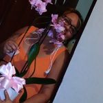 Elizabeth Lora - @elizabeth.lora.779 - Instagram