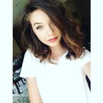 Elizabeth Low - @liz_low_27 - Instagram