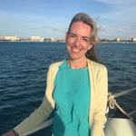 Elizabeth Lydon Theophile - @eliztheo - Instagram
