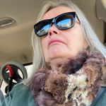 Elizabeth Milner - @emcb52 - Instagram