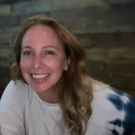 Elizabeth Percival - @etphonehome21 - Instagram