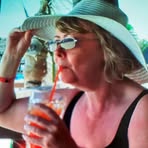 Elizabeth Perrett - Facebook