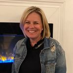 Elizabeth Petit - Facebook