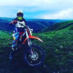 Emerson Faria - @elizabethphan10 - Instagram