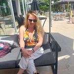 Elizabeth Ralph - @elizabeth.charlotte84 - Instagram