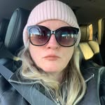 Elizabeth Ramey - @elizabethsellsavon - Instagram