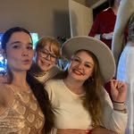 Elizabeth Rawson - @eisuneek - Instagram